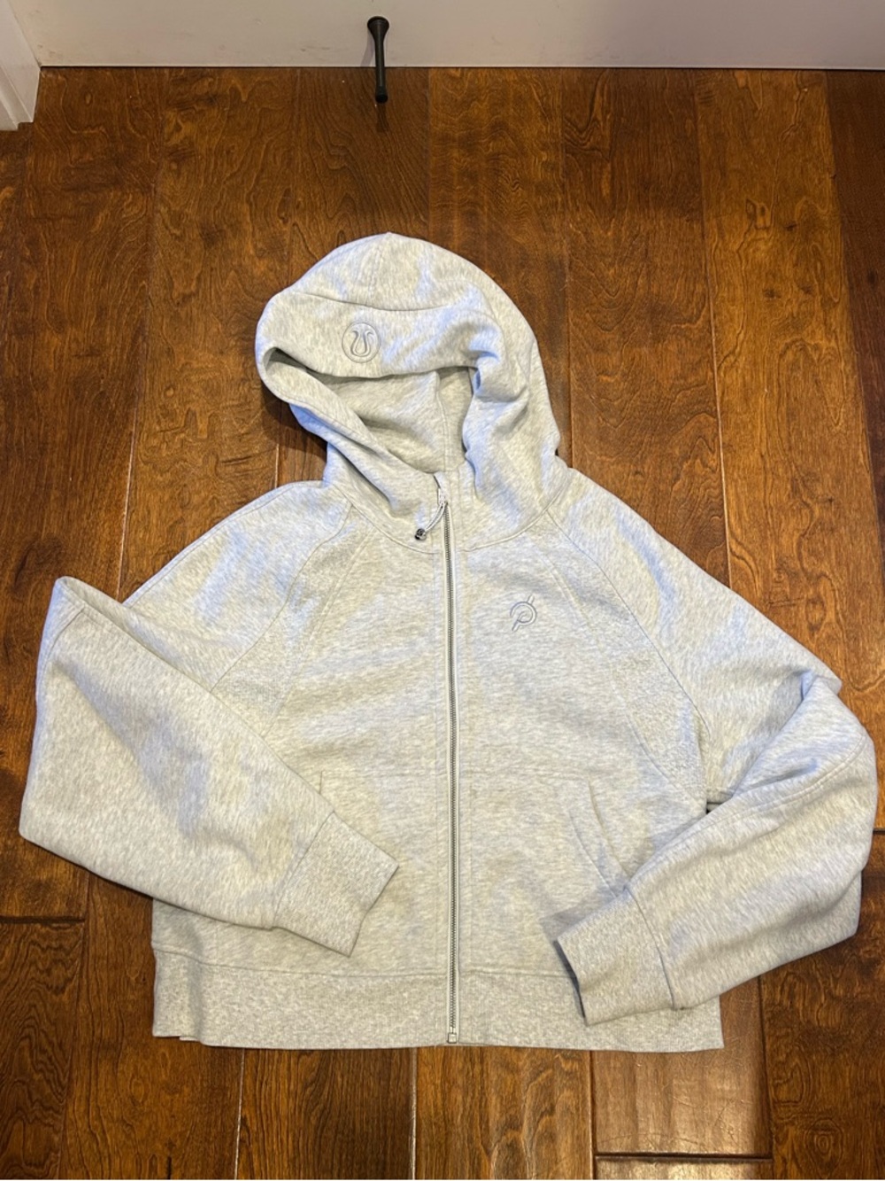 Lululemon Full Zip Scuba Hoodie - Picture 2 of 7